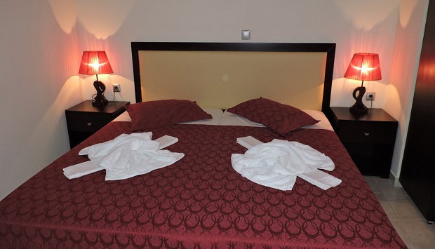 Golden Rose Suites
